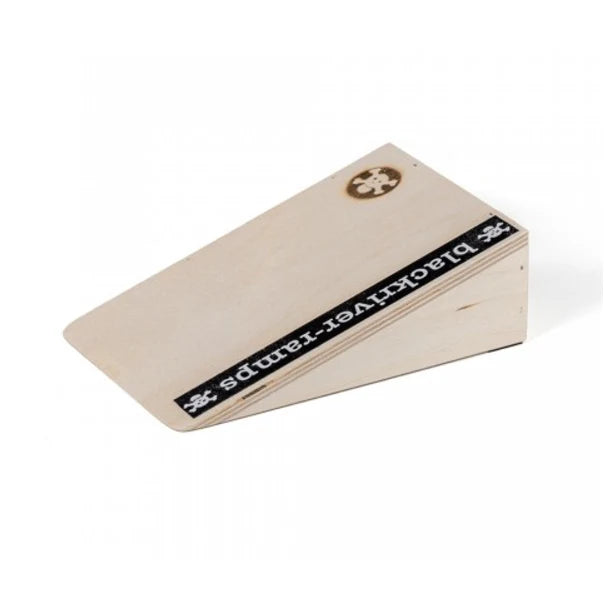 Blackriver ramps - Street Kicker